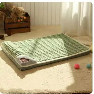 Dog & Cat Bed Green