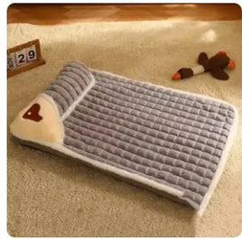 Dog & Cat Bed Gray