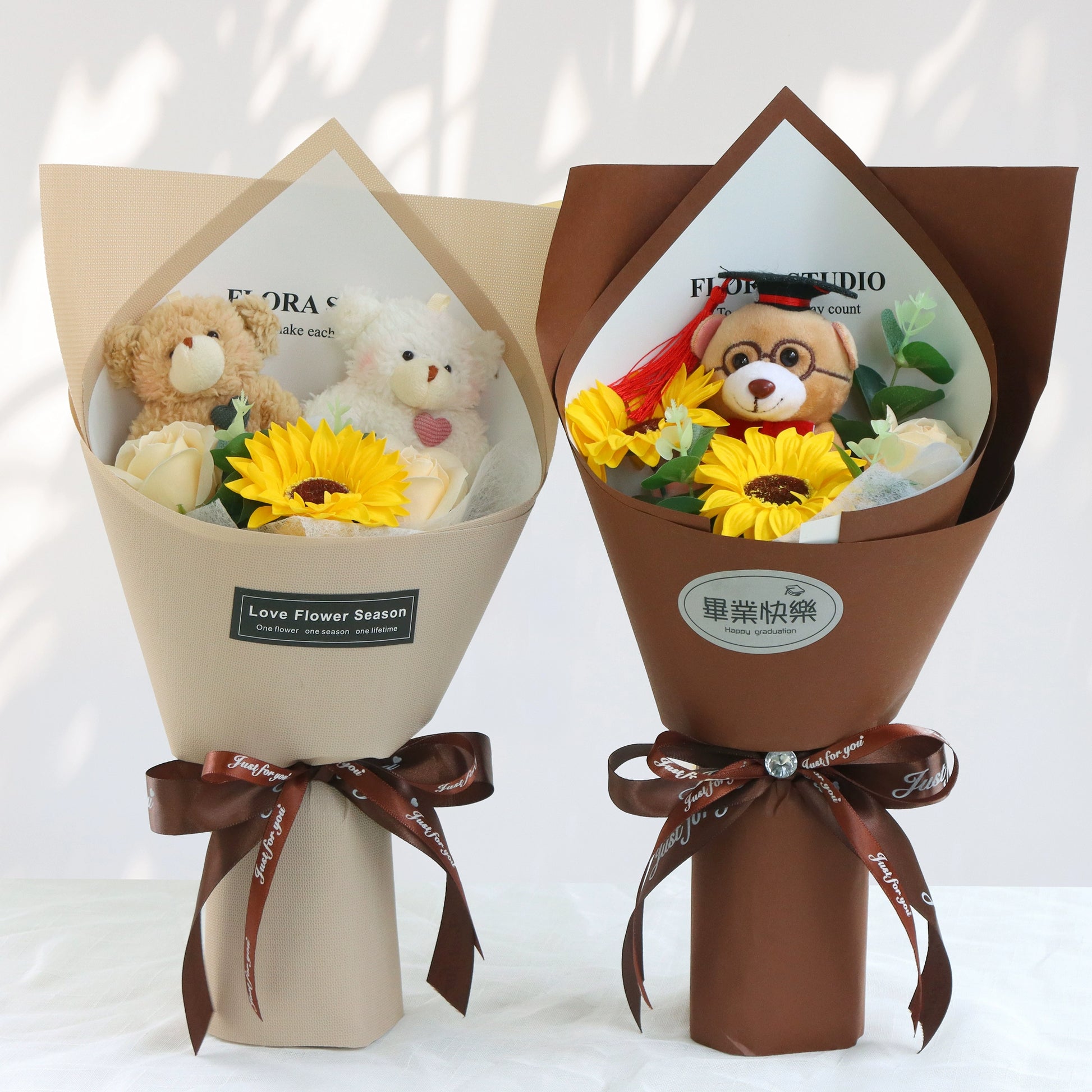 Lusy Store LLC Bear Graduation Bouquet Flower Rose Gift for Kindergarten Children Bouquet