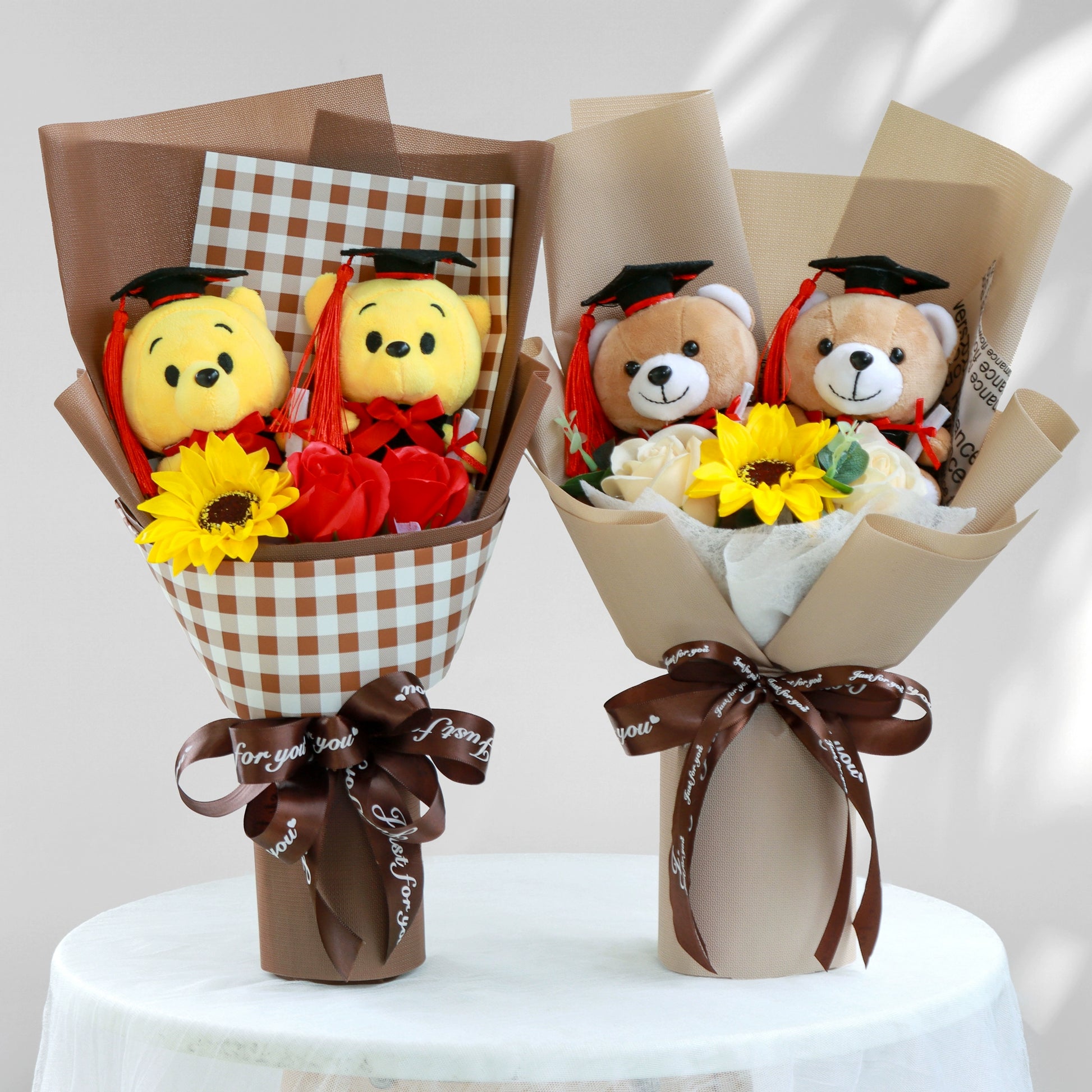 Lusy Store LLC Bear Graduation Bouquet Flower Rose Gift for Kindergarten Children Bouquet