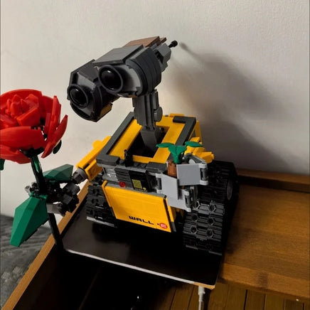 Lusy Store LLC 687pcs Wall&middot;e High-tech App Rc Robot Motor Functions Building Block Action Figure Assembly Model Gifts Building Blocks