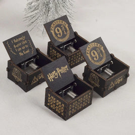 Lusy Store LLC 4 Style Harries Music Box Wooden Hand-cranked Retro Potters Children's Birthday Gift Surprise Gift for Couples Box