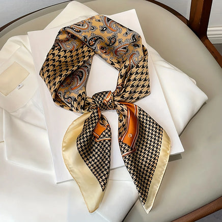 Lusy Store 27.56&quot; Paisley Print Small Square Scarf Simulated Silk Thin Neck Scarf Mature Style Sunscreen Headscarf For Women 