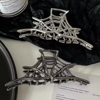 1Pcs Halloween Black Spider Hair Claw Clips with Pearl Charm Design,Metal Gothic Punk Hair Clips Strong Hold Hair Accessories