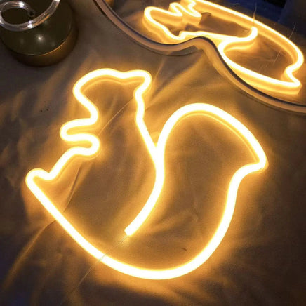 Halloween Bat Spirit LED Neon Wall Decor for Party Gift - Terrifying Atmosphere - USB or Battery Powered squirrel yellow 0-5W