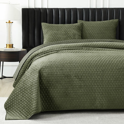 Flawless Polyester Flannel Three-piece Bed Cover Set Army Green