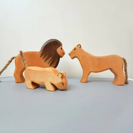 Lusy Store LLC Wooden Animal Figures Handcrafted Elephant Lion Giraffe Toys Toys