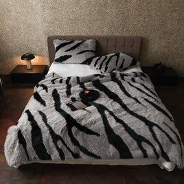 Warm and Cozy Long - haired Rabbit Wool Short Velvet Casual Blanket - Lusy Store LLC