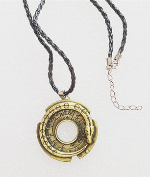 Fashion Antique Metal Alloy Ezio Collection Assassins Creed Cosplay Connor Amulet Necklaces - Lusy Store