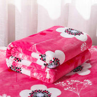 Hello Kitty Blankets Sanrios Y2K Flannel Blanket Anime Covered Super Soft Winter Blanket HK51 Pink 2