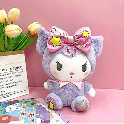 Peluche Hello Kitty y sus Amigos SANRIO - Melody - Kuromi - Hello Kitty -  TrendStore
