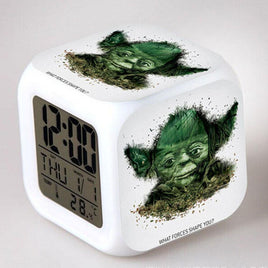 Star Wars Alarm Clock Digital LED Klok Relogio De Mesa Wake Up Watch Green 8cm x 8cm x 8cm